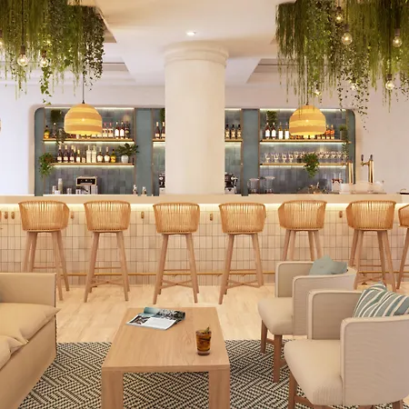 ホテル Aluasoul Zakynthos (adults Only)